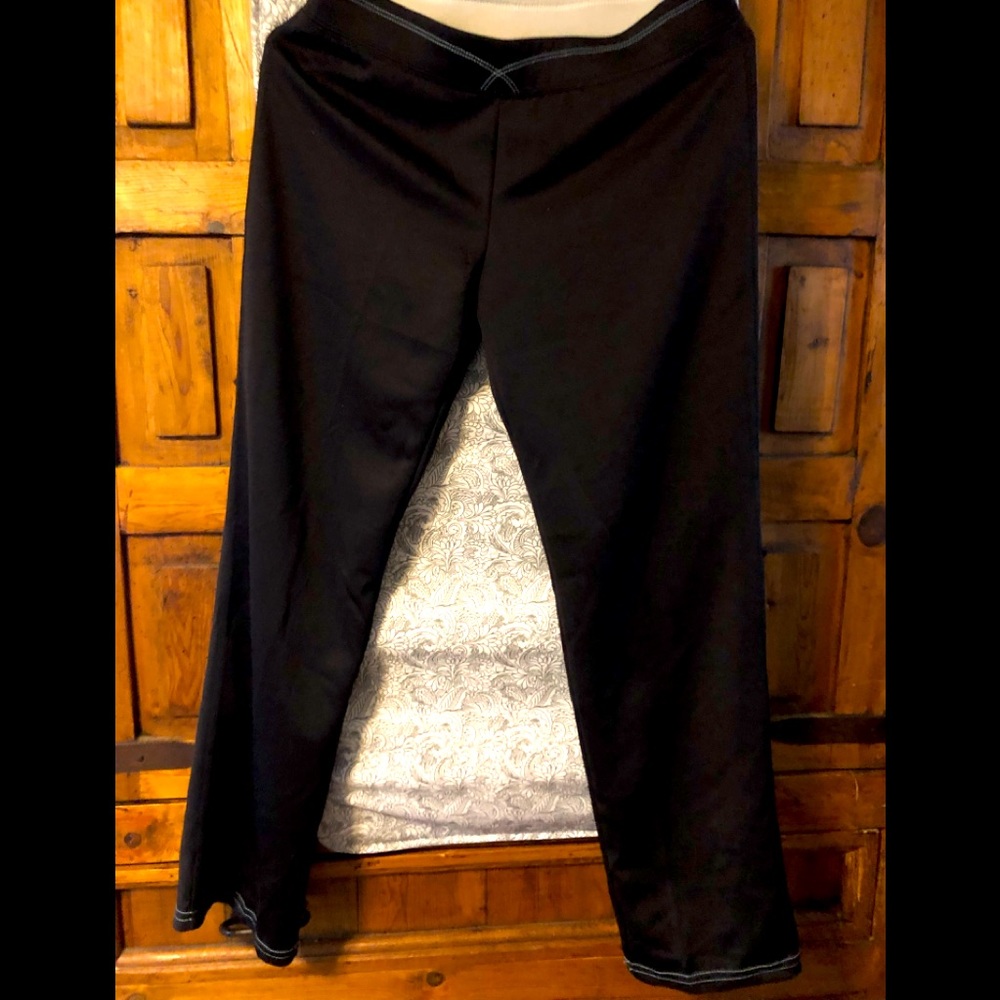 Low rise work out pant 15.5 “ waist 28” inseam
